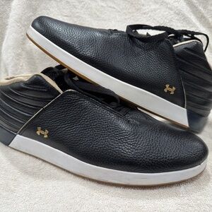 Under Armour Gold Chukka style Mens Boots Shoes Leather Black 12